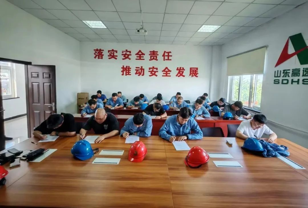 储运必胜(中国)官网组织开展生产车间 “岗位大练兵、技能大比武”活动